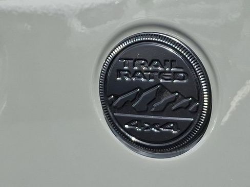 Used 2022 Jeep Wrangler Unlimited Sport AWD/4WD image 37