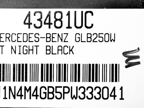 Certified 2023 Mercedes-Benz GLB 250 image 28