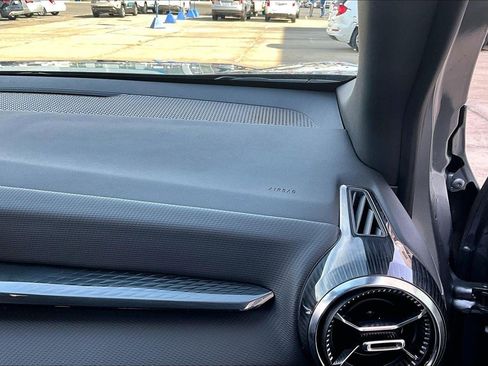 Used 2025 Chevrolet Equinox LT image 16