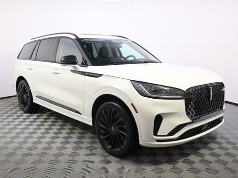 New 2026 Lincoln Aviator Reserve AWD/4WD image 8