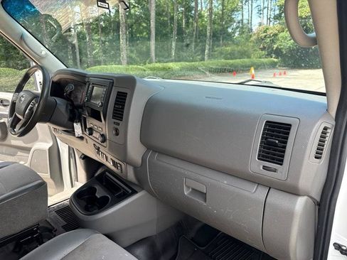 Used 2018 Nissan NV 2500 SV w/ Navigation Package RWD image 31