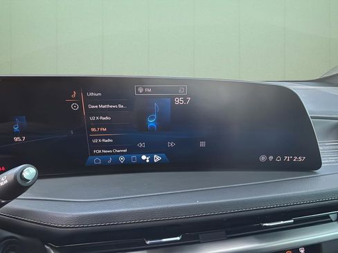 Used 2024 Cadillac XT4 Premium Luxury image 29