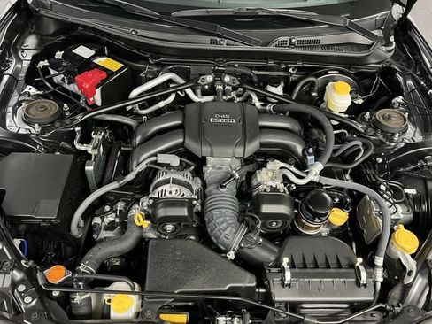 Used 2025 Toyota GR86 Premium RWD image 27