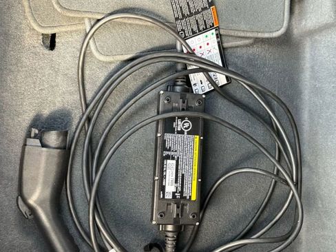 Used 2018 Chevrolet Bolt LT image 15