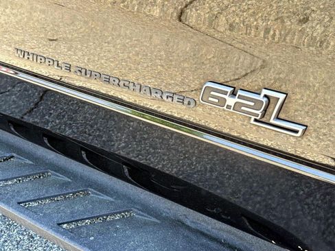 Used 2014 Ford F150 Raptor w/ Equipment Group 801A Luxury AWD/4WD image 8