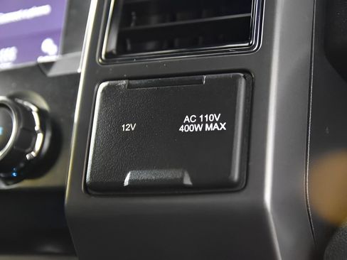 Used 2019 Ford F150 XLT w/ Equipment Group 302A Luxury AWD/4WD image 34