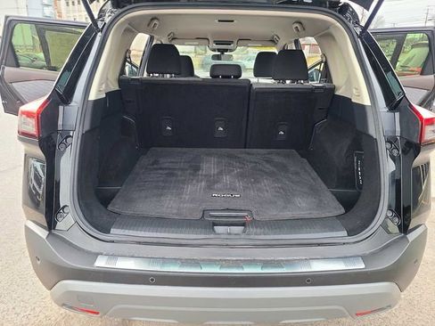 Used 2023 Nissan Rogue SV image 24