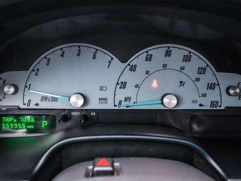 Used 2002 Ford Thunderbird image 5