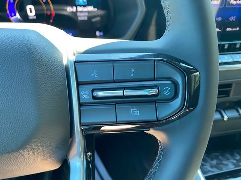 New 2026 Chevrolet Colorado W/T w/ WT Custom Package AWD/4WD image 27