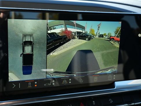 New 2026 GMC Sierra 2500 SLT w/ SLT Premium Package image 14