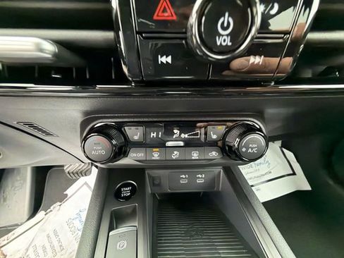 New 2026 Nissan Kicks SV w/ SV Premium Package image 18