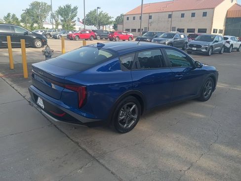 Used 2025 Kia K4 FWD image 7