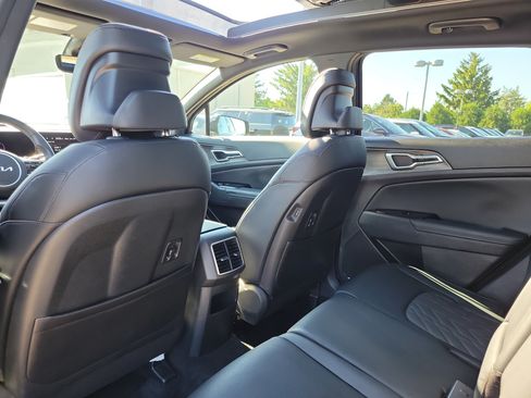 Used 2025 Kia Sportage X-Line w/ Premium Package AWD/4WD image 14