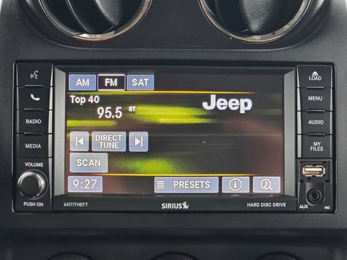 Used 2016 Jeep Patriot Sport image 12