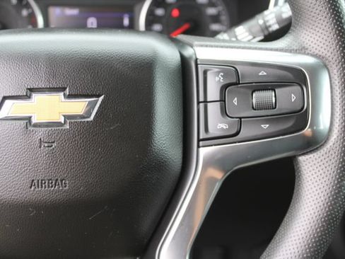 Used 2021 Chevrolet Blazer LT FWD image 19