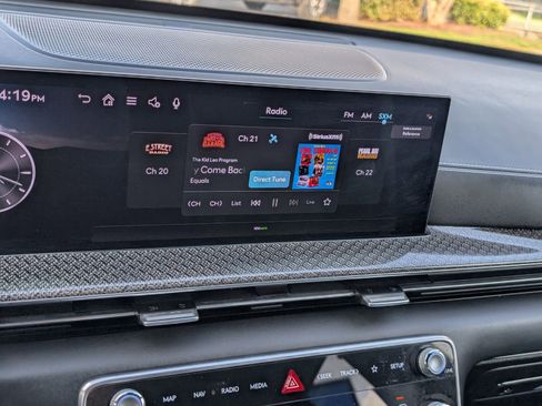 Used 2025 Genesis GV80 3.5T e-SC image 8