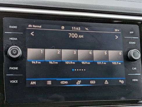 Used 2022 Volkswagen Atlas Cross Sport SE image 13