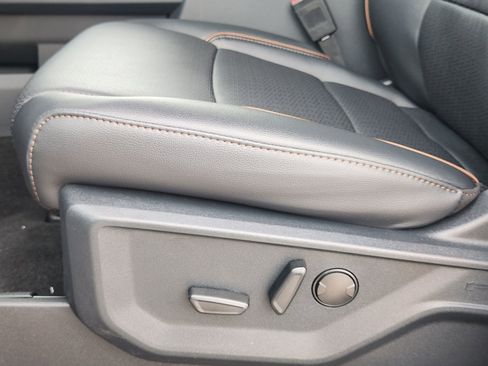 New 2026 Ford F250 Lariat image 23