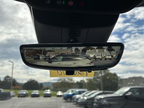 New 2026 Chevrolet Traverse Z71 w/ Enhanced Driving Package image 16