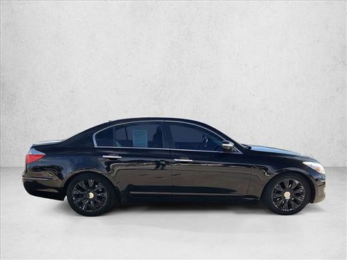 Used 2011 Hyundai Genesis 3.8 w/ Premium Navigation Pkg 3 image 4