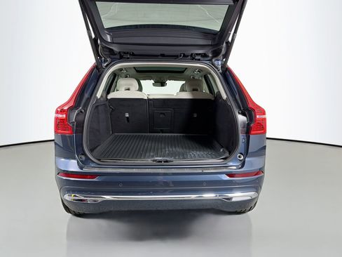 Certified 2023 Volvo XC60 B5 Plus w/ Climate Package AWD/4WD image 26