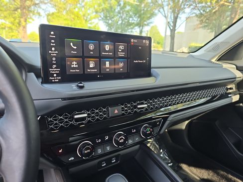 Used 2024 Honda Accord EX-L image 19