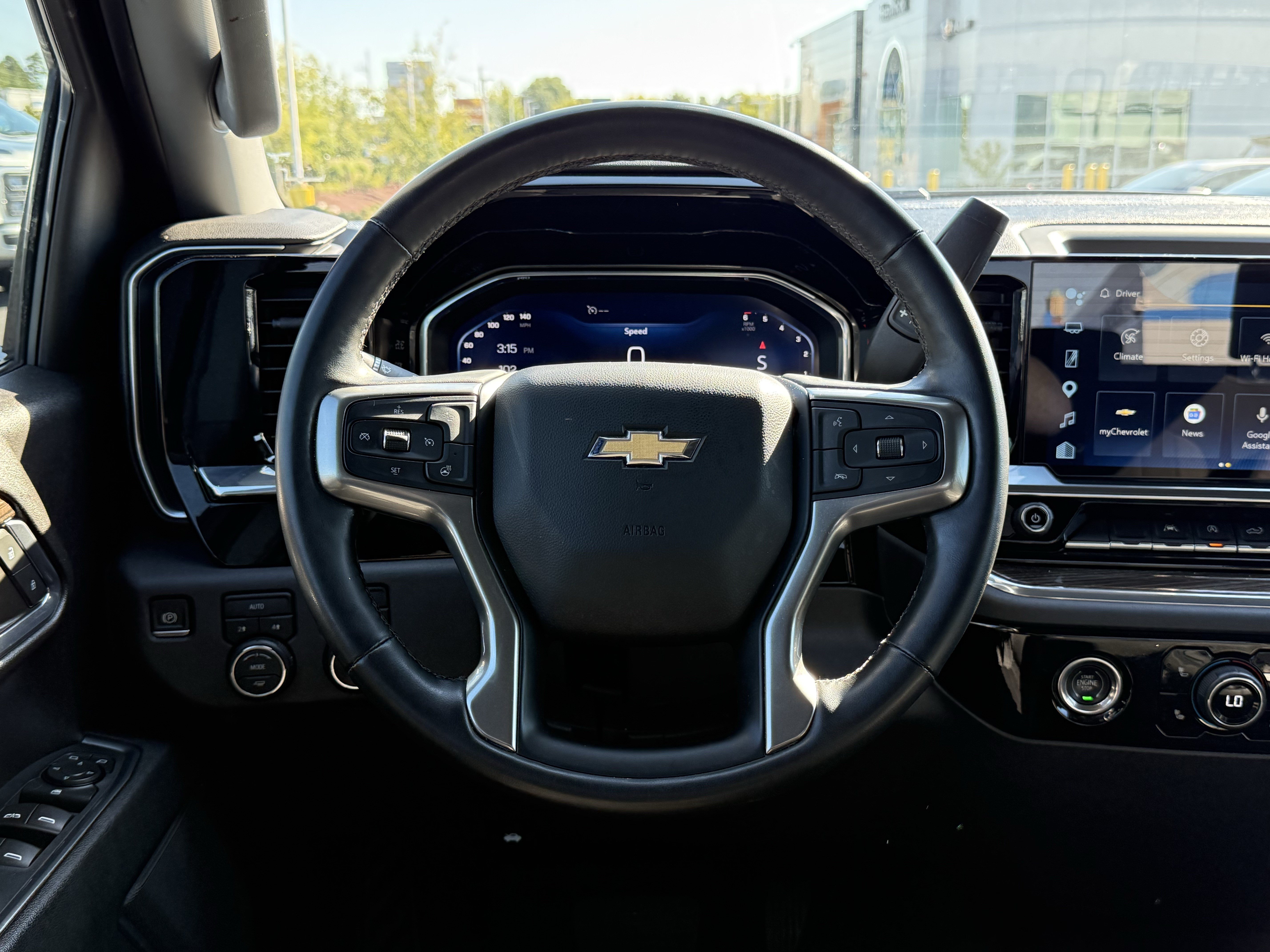 Used 2023 Chevrolet Silverado 1500 LT AWD/4WD image 19