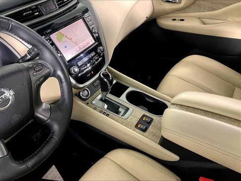 Certified 2020 Nissan Murano SL w/ Moonroof Package AWD/4WD image 18