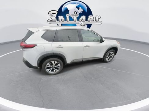 Used 2023 Nissan Rogue SV w/ SV Premium B Package image 10