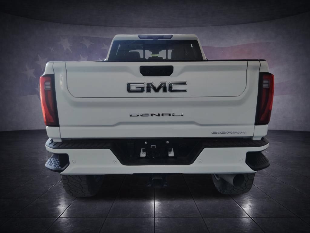 Used 2024 GMC Sierra 2500 Denali Ultimate AWD/4WD image 4