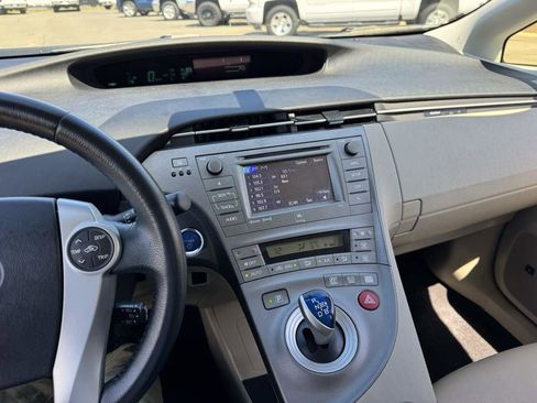Used 2013 Toyota Prius Four image 23