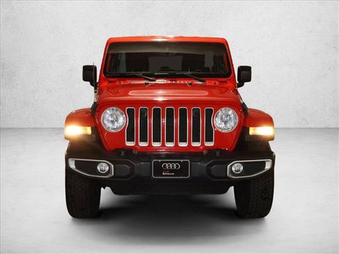 Used 2021 Jeep Wrangler Unlimited Sahara w/ Uconnect 4C Nav & Sound Group AWD/4WD image 2