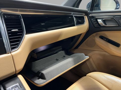 Used 2017 Porsche Macan S image 39