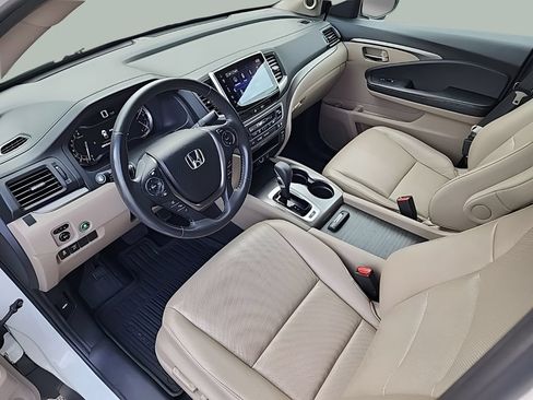 Used 2019 Honda Ridgeline RTL-T image 13