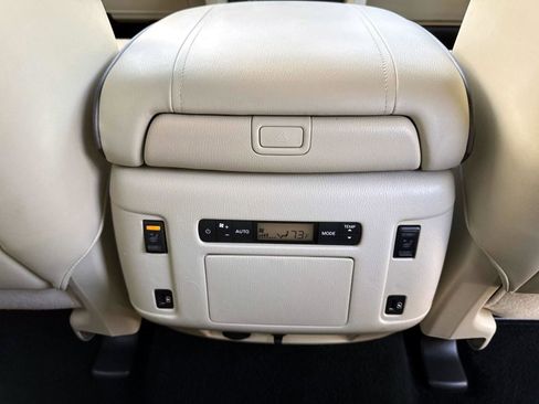 Used 2024 INFINITI QX80 Sensory image 19