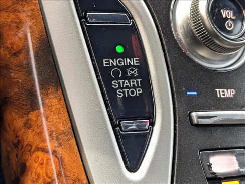 Used 2019 Lincoln Nautilus Reserve image 17