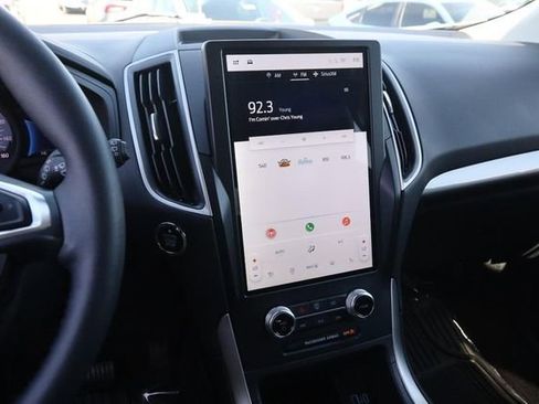 Certified 2024 Ford Edge SEL w/ Convenience Package image 15