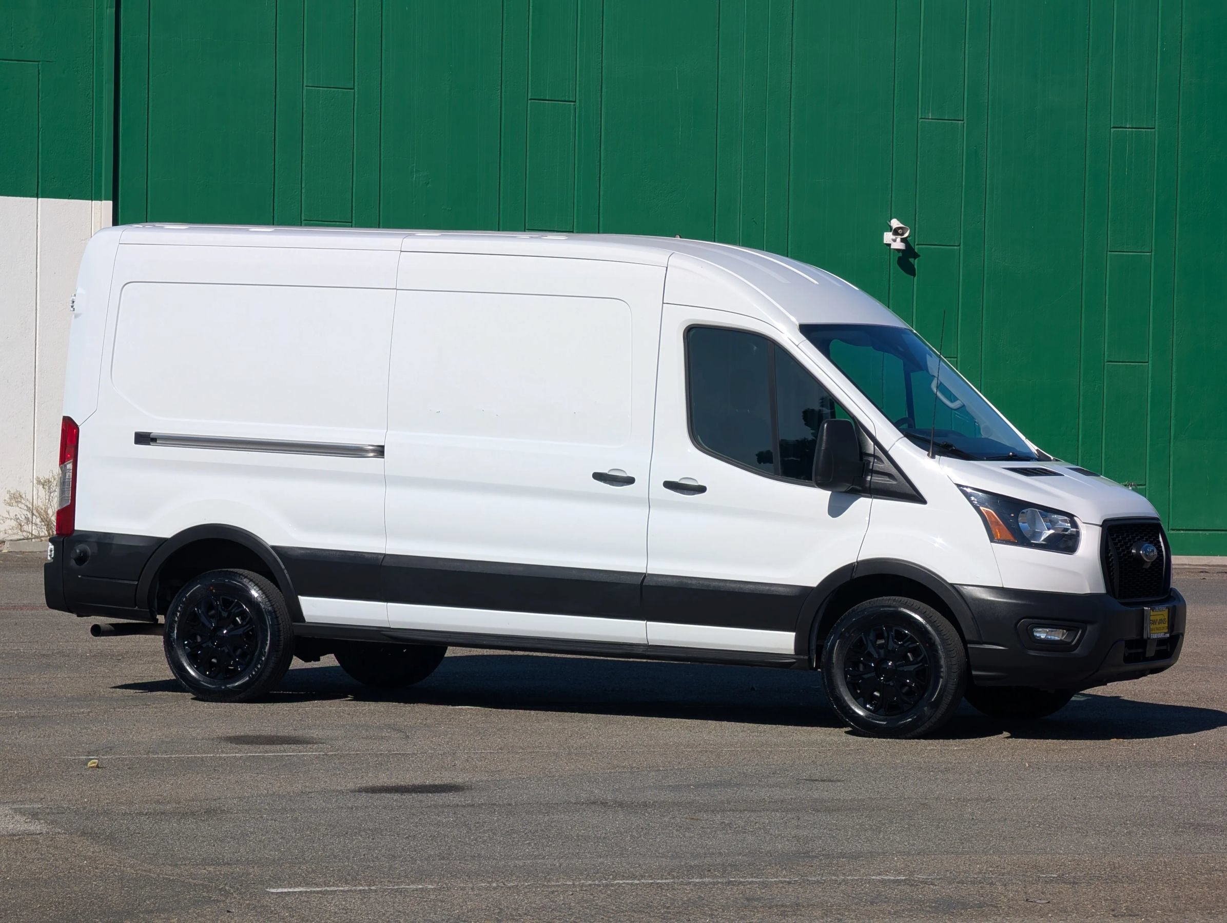 Used 2023 Ford Transit 250 Medium Roof RWD image 1