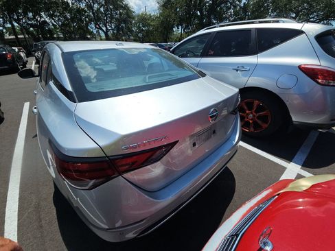 Used 2022 Nissan Sentra SV FWD image 7