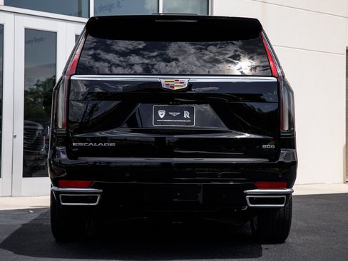 Used 2021 Cadillac Escalade Premium Luxury Platinum RWD image 15