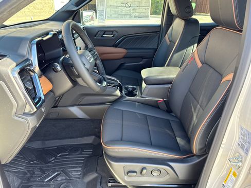 New 2026 GMC Canyon AT4 AWD/4WD image 27