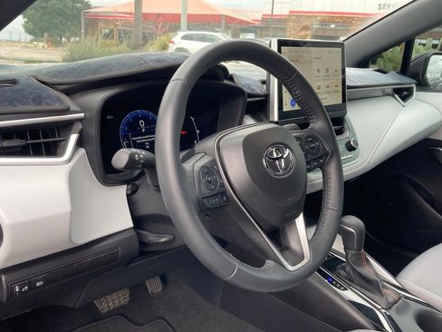Certified 2025 Toyota Corolla FX FWD image 8