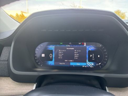 Used 2025 Volvo XC90 B6 Plus image 20