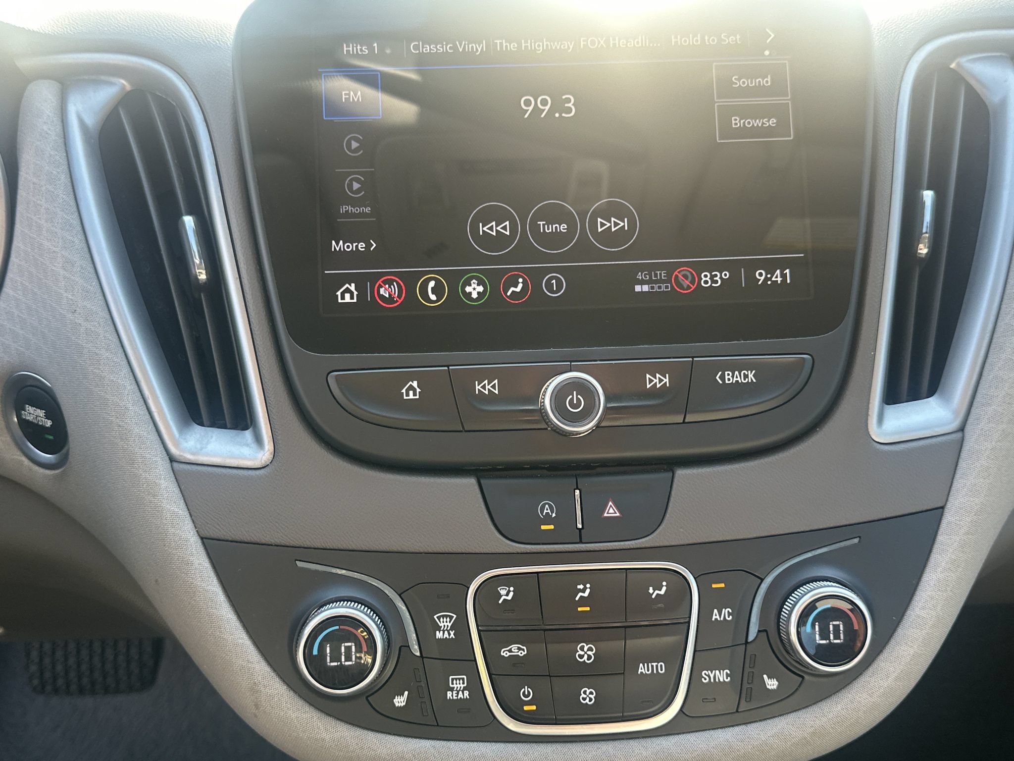 Used 2025 Chevrolet Malibu LT FWD image 28