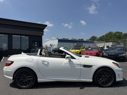 Used 2015 Mercedes-Benz SLK 350 image 5