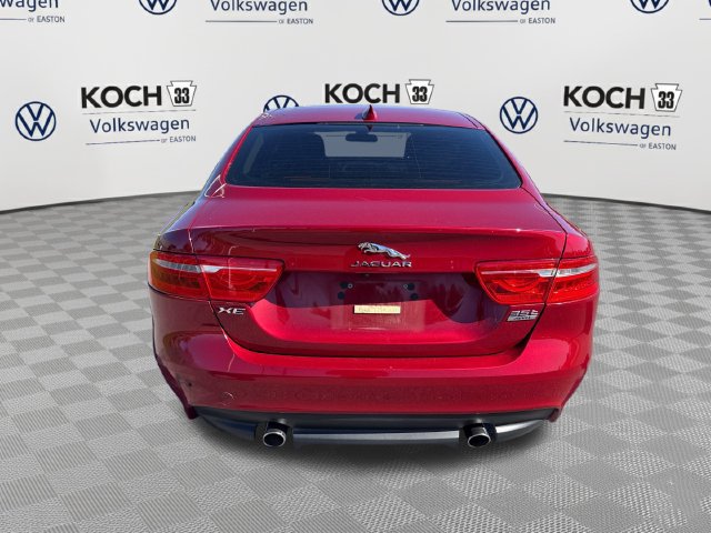 Used 2017 Jaguar XE Premium AWD/4WD image 7