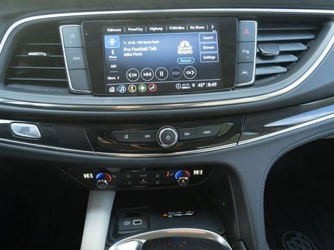 Used 2024 Buick Enclave Essence w/ Sport Touring Edition image 19