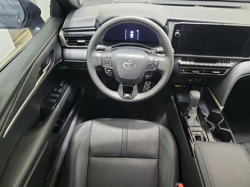 Used 2026 Toyota Camry XSE w/ Premium Package FWD image 12
