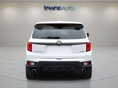 Used 2023 Honda Passport EX-L image 4