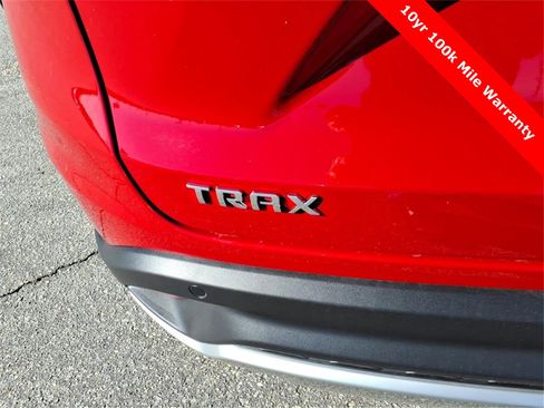 New 2026 Chevrolet Trax LT w/ Driver Confidence Package image 9